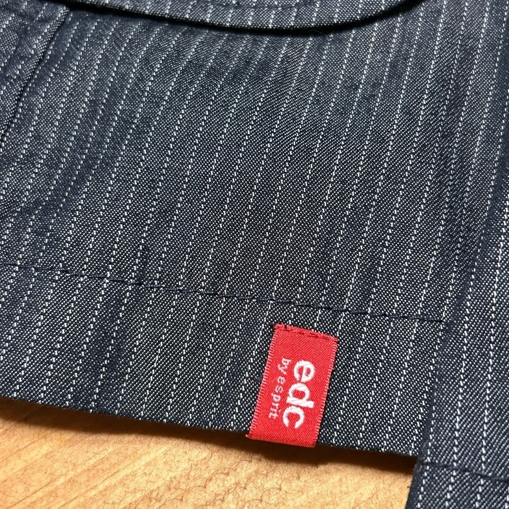 Vintage Red Label Esprit Black Pinstripe Blazer juniors size large - Picture 7 of 12